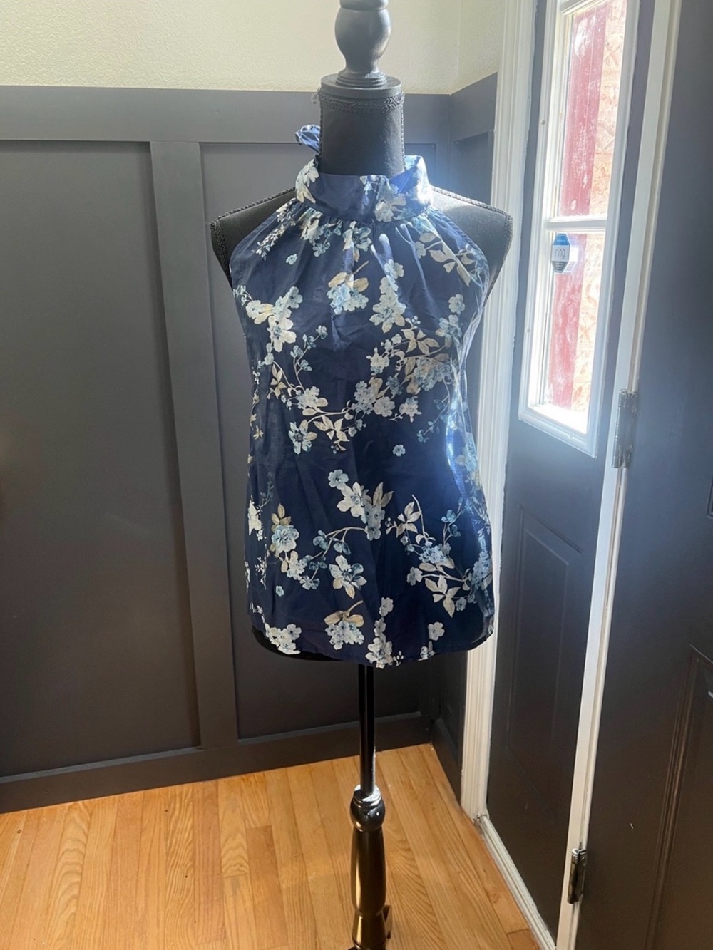 WAYF Navy Floral Halter Tie Neck Blouse Top XL NWT Nordstrom